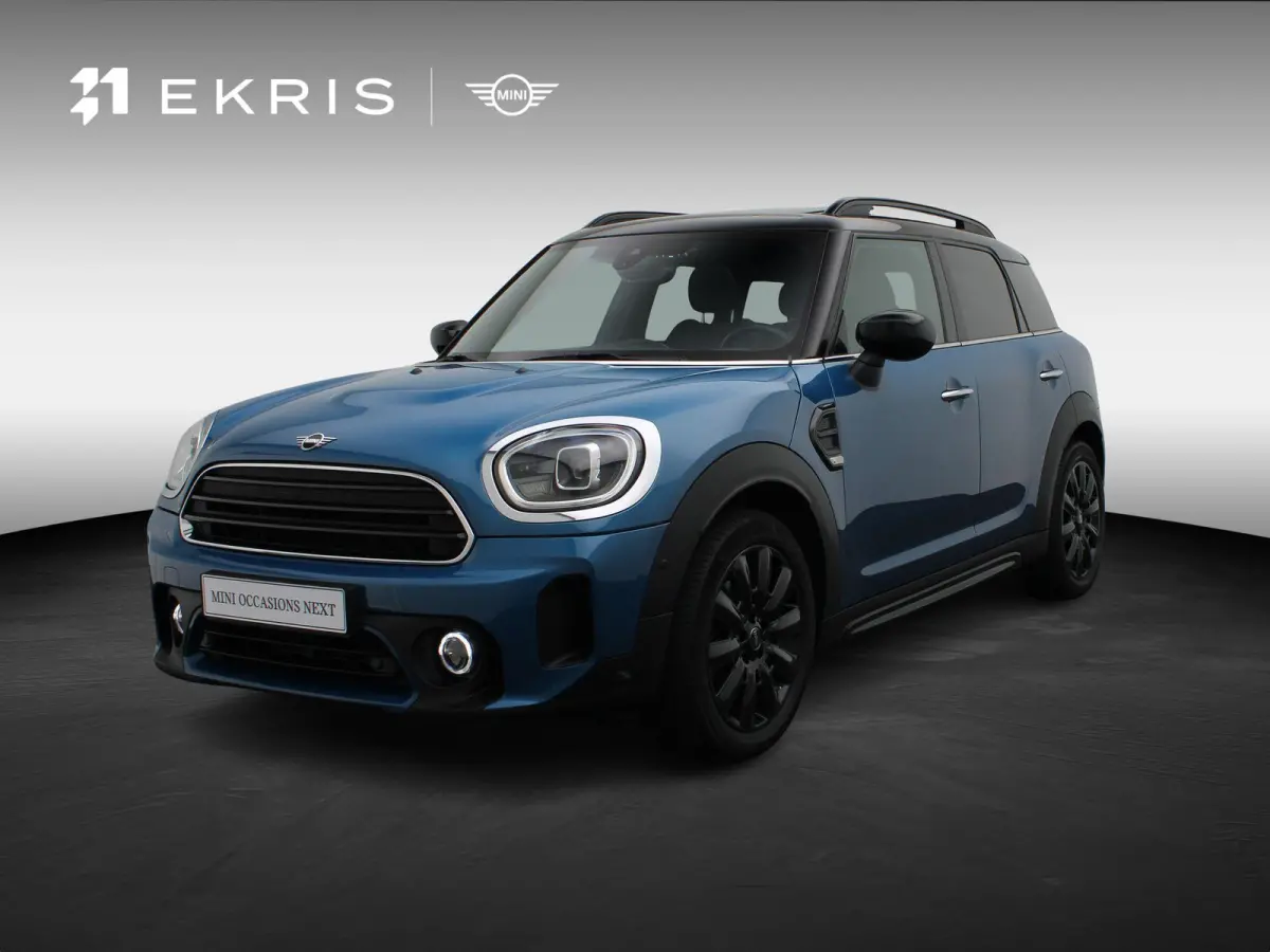 Cooper Classic + Glazen panoramadak + Comfort Pack + Park Assistant + Trekhaak + Glazen panoramadak + 18''