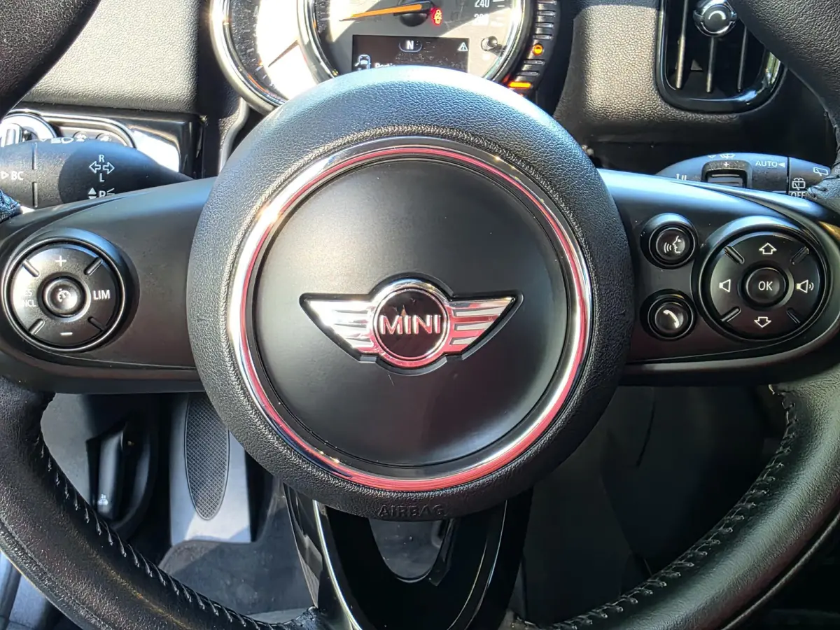 1.5 Cooper Salt | Afn. Trekhaak | Navigatie | Cruise Control | Climate Control