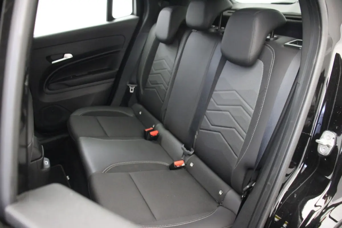1.2 Altitude - Digitaal Cockpit, Carplay, Camera, JBL