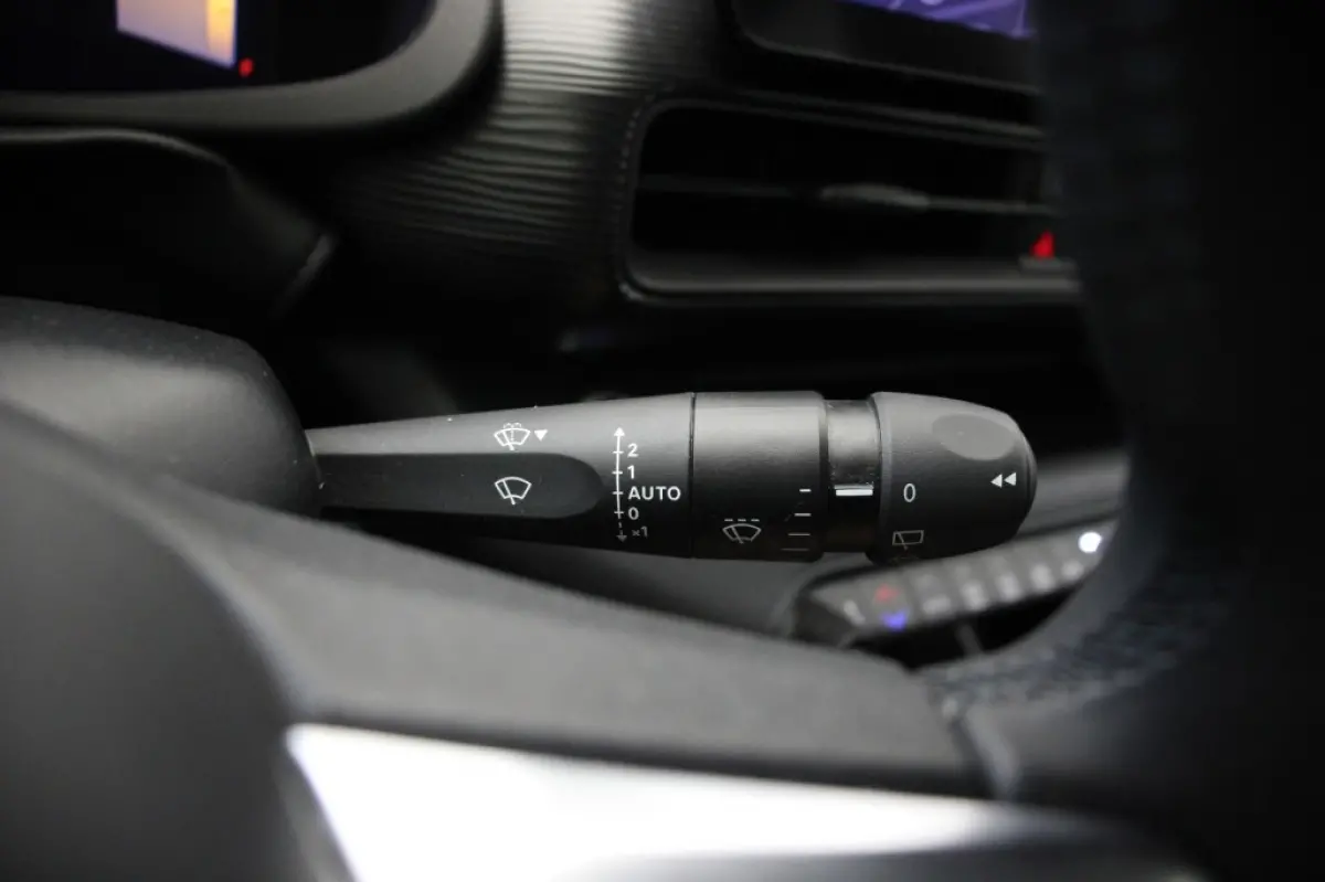 1.2 Altitude - Digitaal Cockpit, Carplay, Camera, JBL