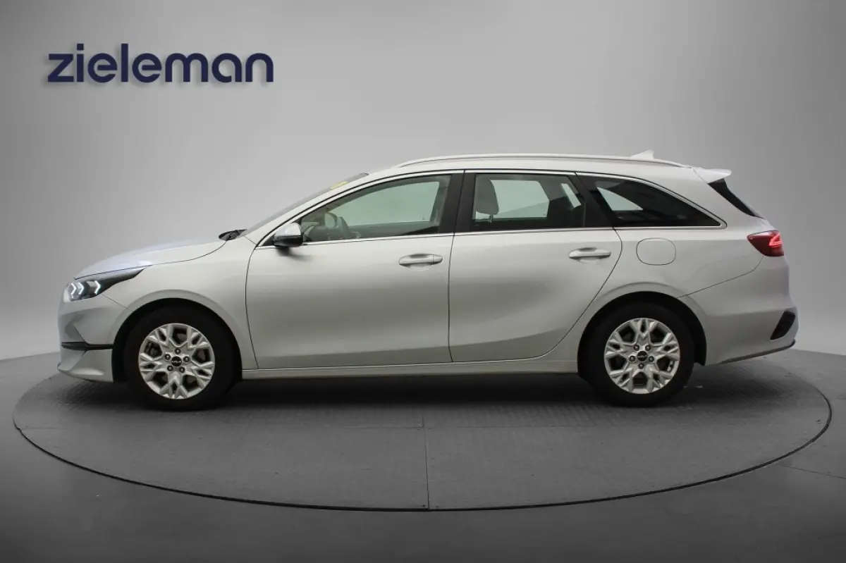 1.0 T-GDi MHEV DynamicLine Automaat - Carplay, Camera, Clima