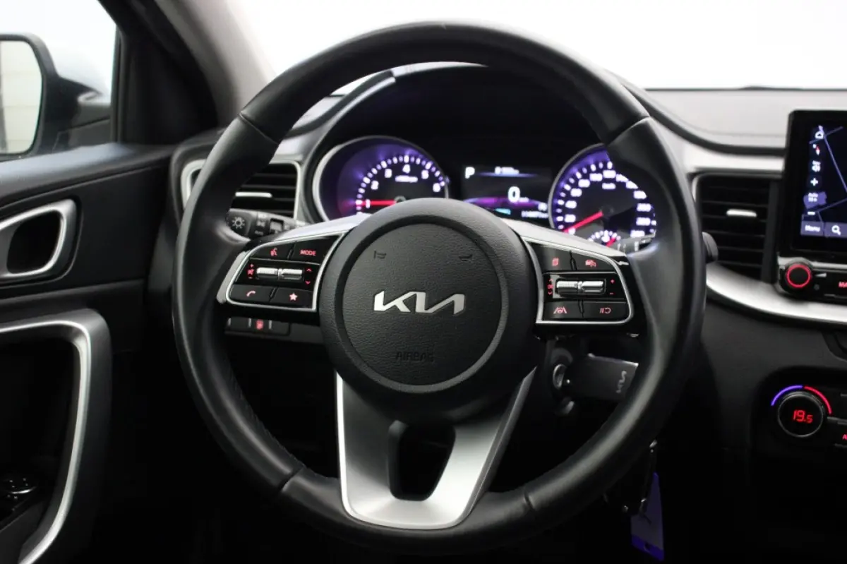 1.0 T-GDi MHEV DynamicLine Automaat - Carplay, Camera, Clima