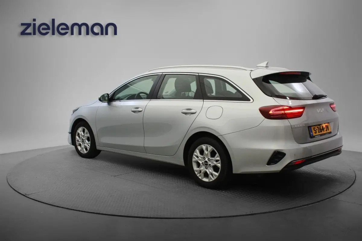 1.0 T-GDi MHEV DynamicLine Automaat - Carplay, Camera, Clima