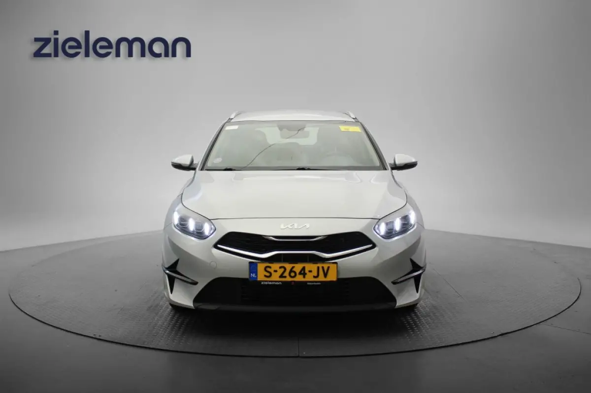 1.0 T-GDi MHEV DynamicLine Automaat - Carplay, Camera, Clima