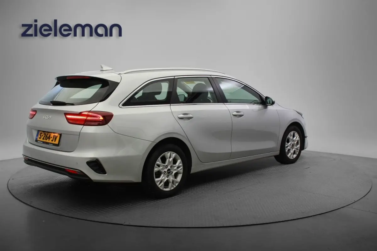 1.0 T-GDi MHEV DynamicLine Automaat - Carplay, Camera, Clima