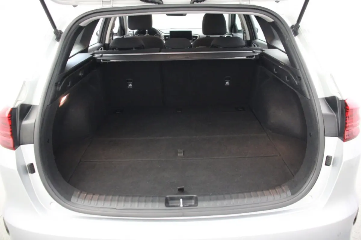 1.0 T-GDi MHEV DynamicLine Automaat - Carplay, Camera, Clima