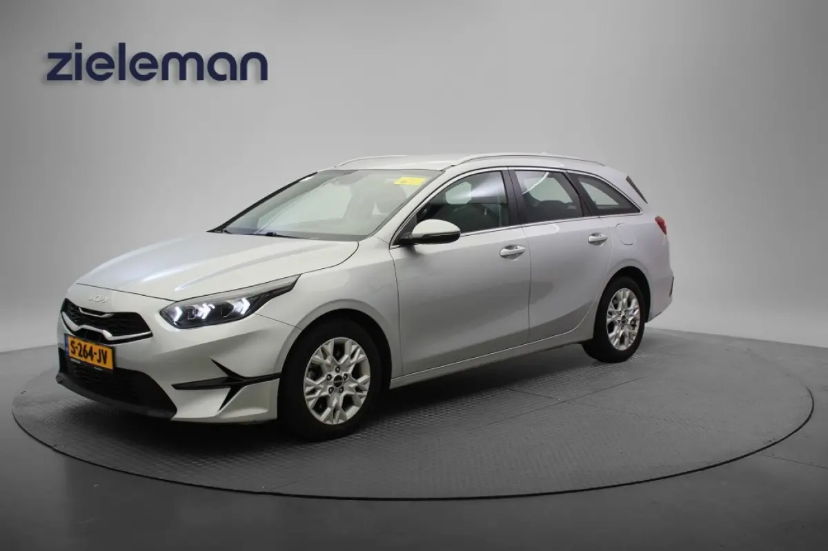 1.0 T-GDi MHEV DynamicLine Automaat - Carplay, Camera, Clima