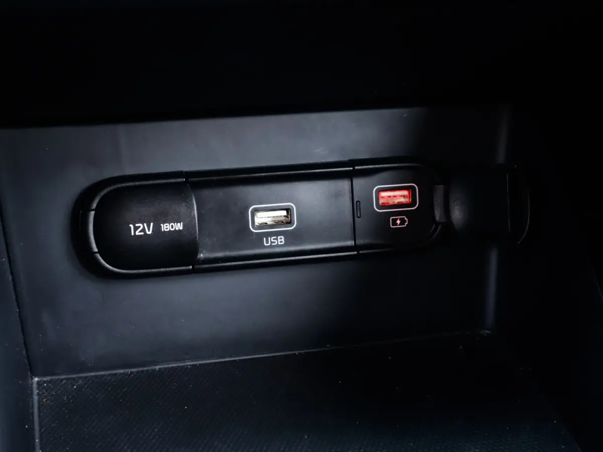 1.6 GDi Hybrid DynamicPlusLine 1e-Eig. & Dealer-Onderh. BOVAG-Garantie. NL-Auto.