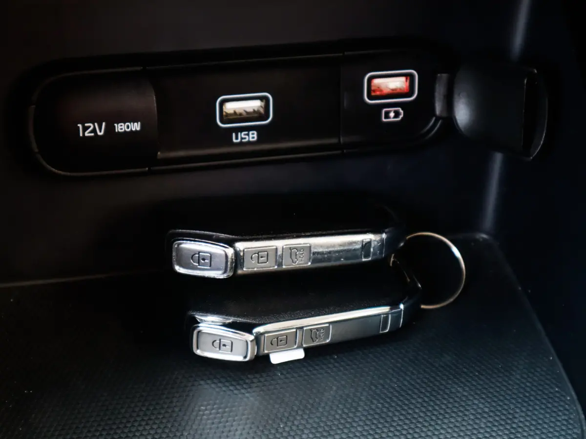 1.6 GDi Hybrid DynamicPlusLine 1e-Eig. & Dealer-Onderh. BOVAG-Garantie. NL-Auto.