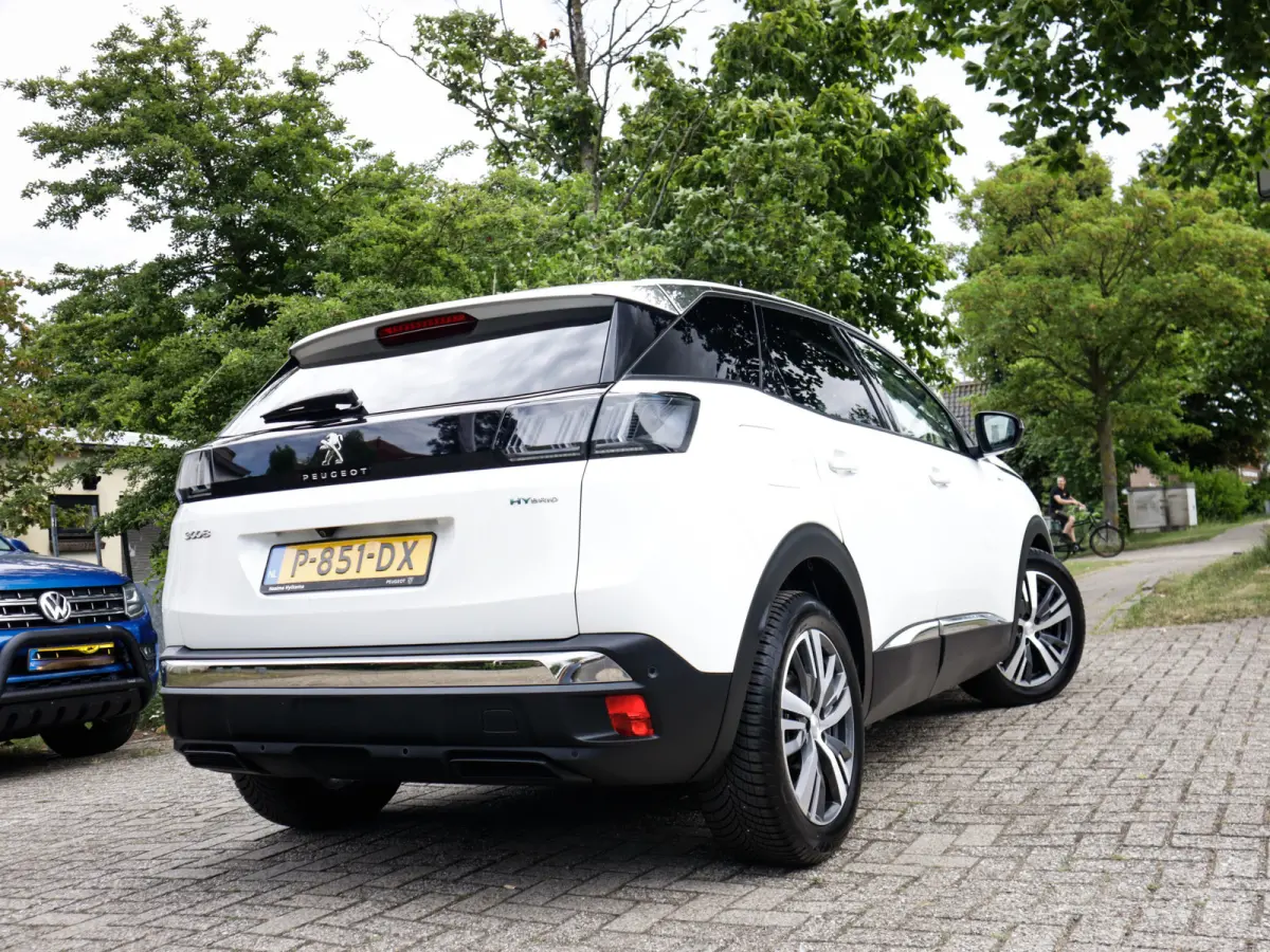 1.6 HYbrid 225 Blue Lease Allure 1e-Eig. & Dealer-Onderh. BOVAG-Garantie. NL-Auto.