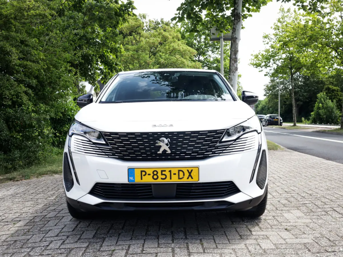 1.6 HYbrid 225 Blue Lease Allure 1e-Eig. & Dealer-Onderh. BOVAG-Garantie. NL-Auto.