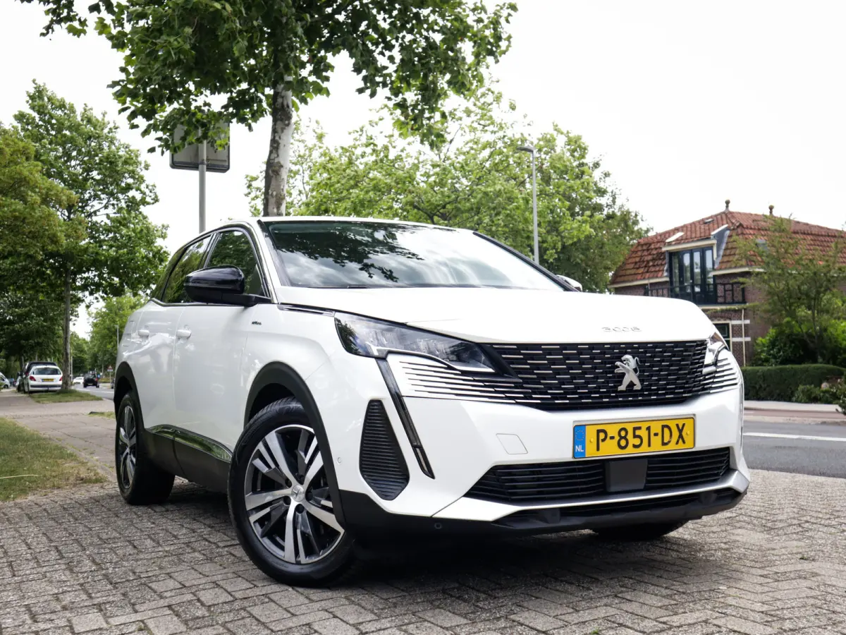 1.6 HYbrid 225 Blue Lease Allure 1e-Eig. & Dealer-Onderh. BOVAG-Garantie. NL-Auto.