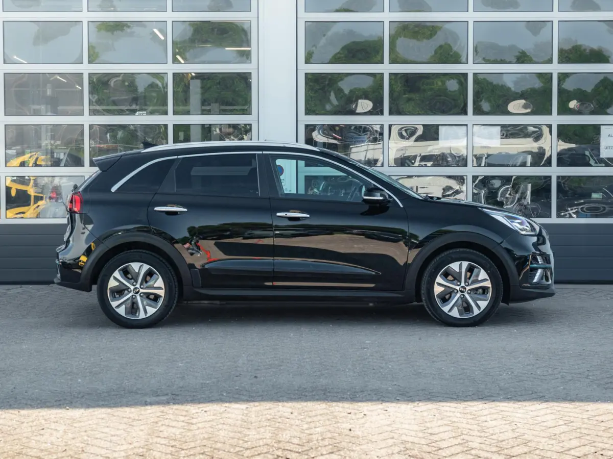 ExecutiveLine 64 kWh | Clima | Camera | Adapt. Cruise | BSM | Keyless | Leder | Navi | PDC | Stoel&Stuur Verwarmd l SOH 95.6%