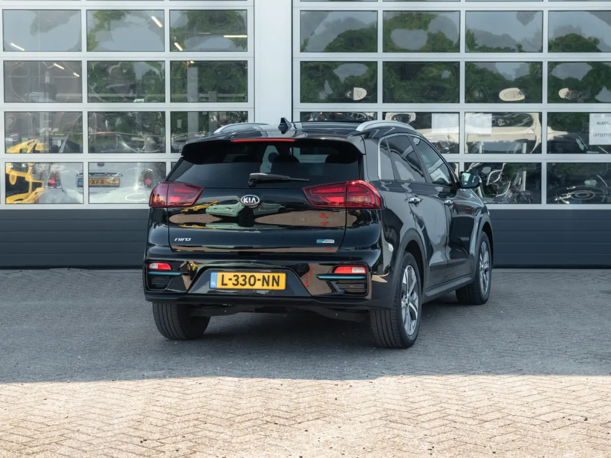 ExecutiveLine 64 kWh | Clima | Camera | Adapt. Cruise | BSM | Keyless | Leder | Navi | PDC | Stoel&Stuur Verwarmd l SOH 95.6%