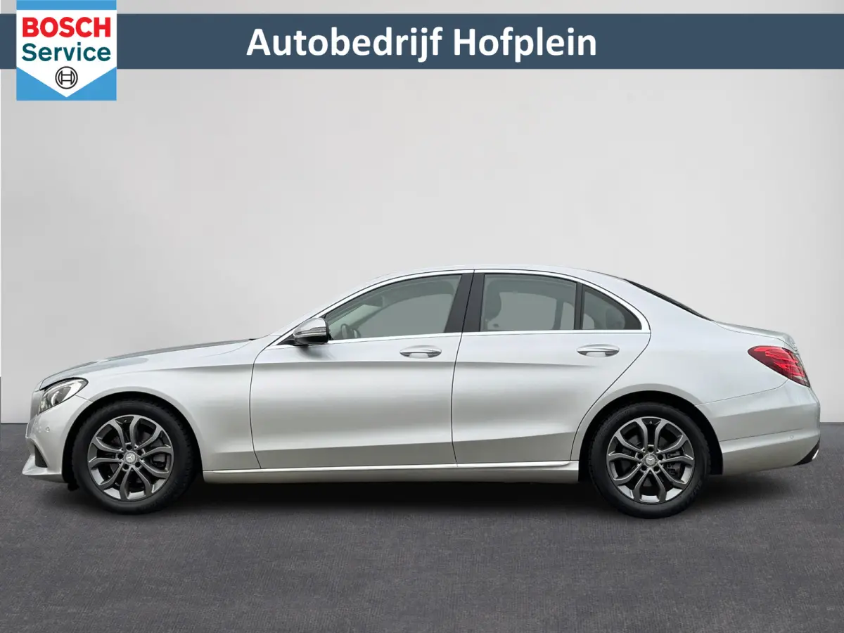 C180 Prestige Automaat | Nieuwe APK! | Navigatie | LED Verlichting | Dode Hoek Detectie | Panorama schuif/Kanteldak, Elektrisch | Stoelverwarming | PDC | Automatische Airco | 17"Lmv | Halfle