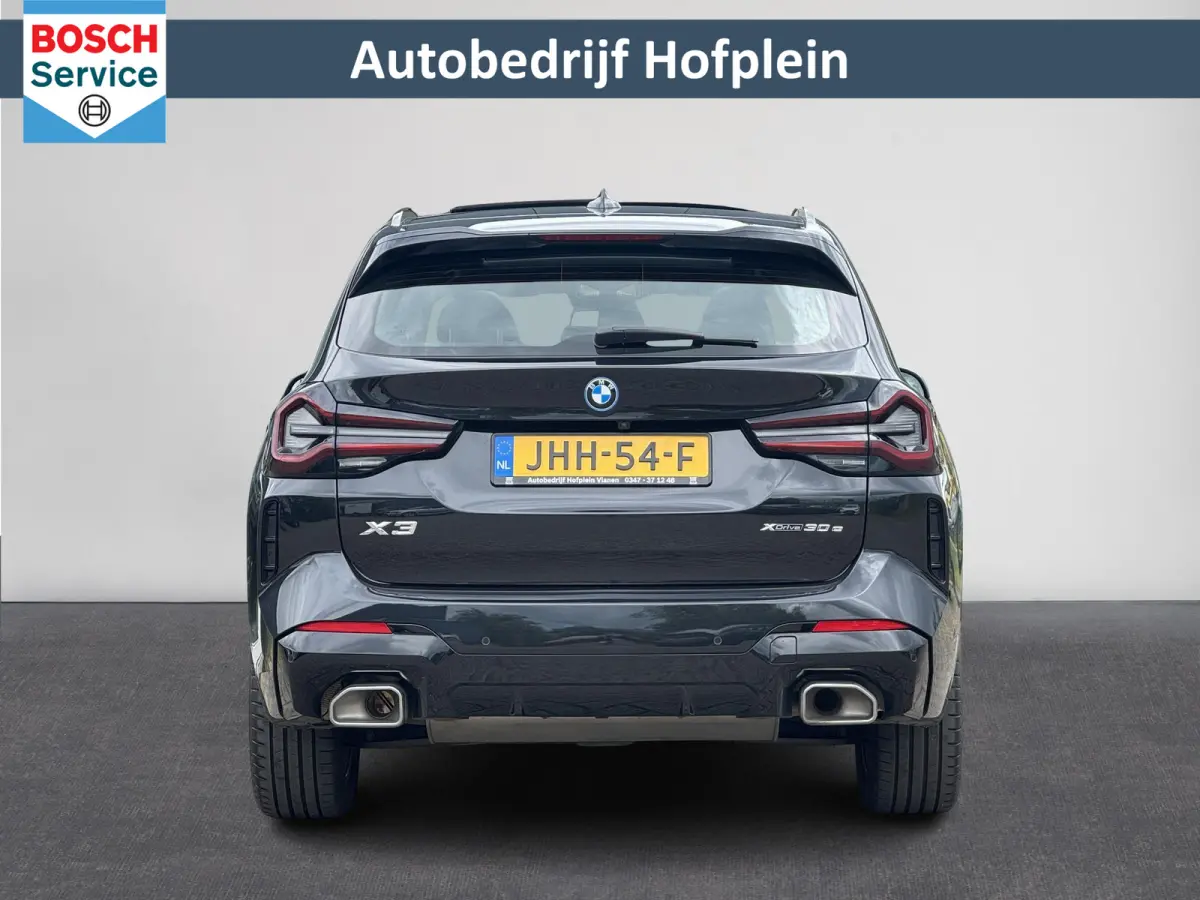 xDrive30e High Executive | M Sport | Pano | Camera | Navi | Leer | Elektr. Stoel + Memory | Navi ( Vestiging - Vianen )