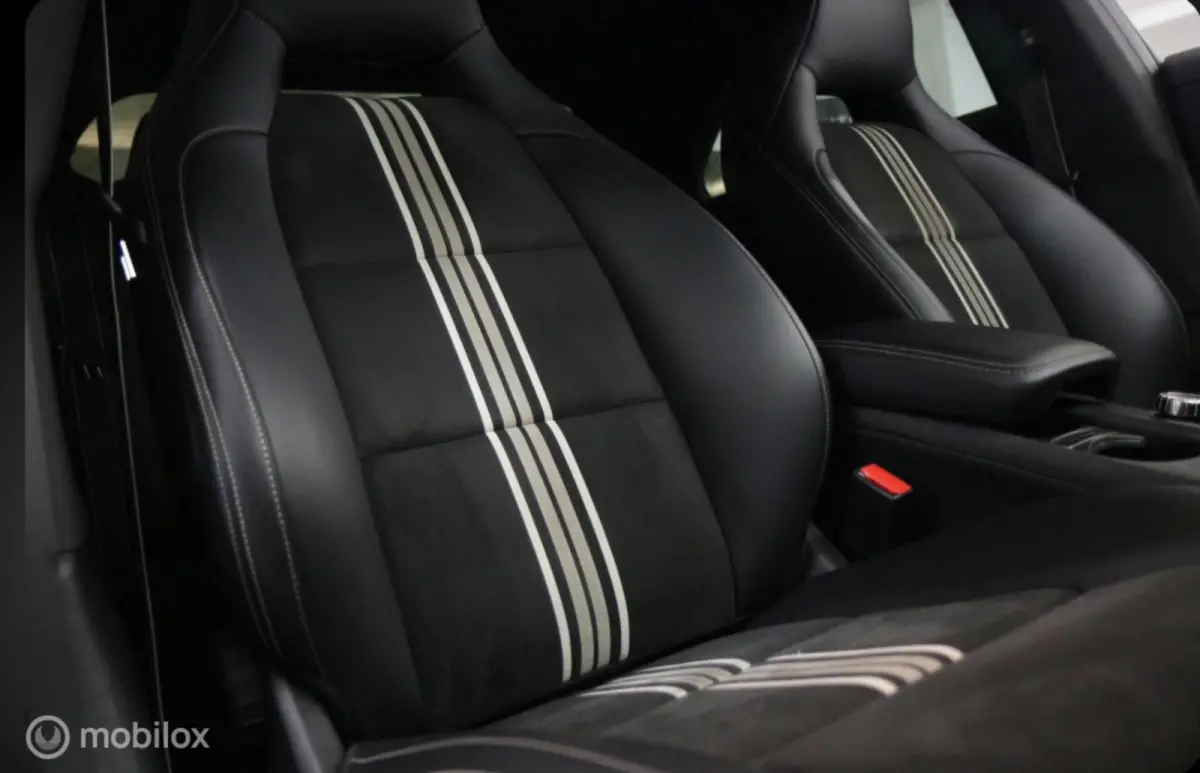 180 AMG Pack Automaat Facelift Alcantara