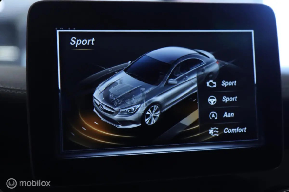 180 AMG Pack Automaat Facelift Alcantara