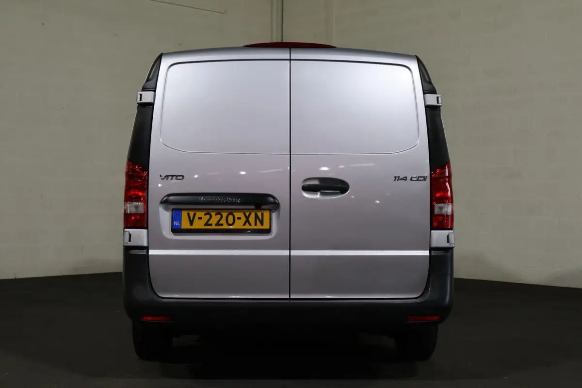 114 CDI Lang Automaat Bott Inrichting