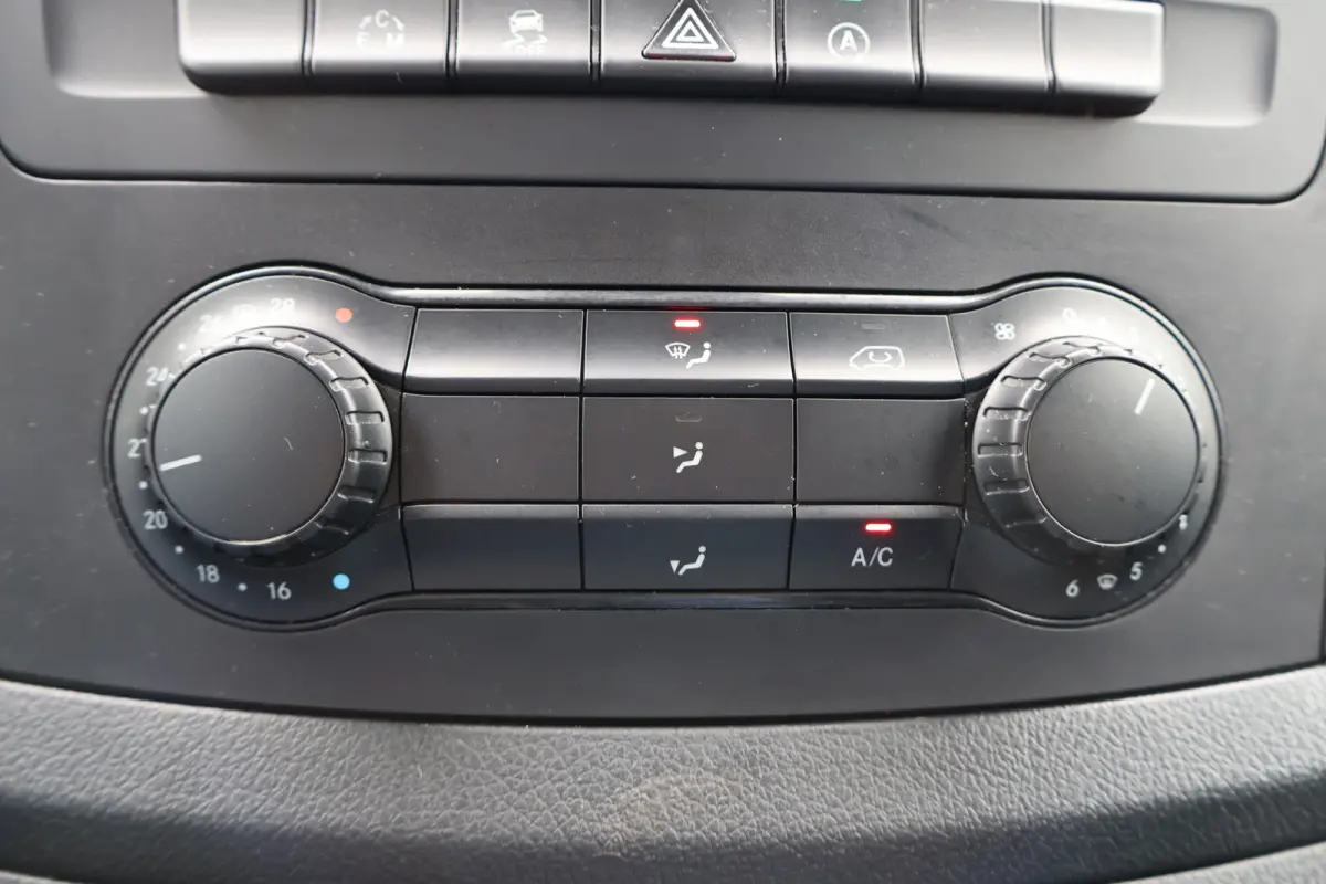 114 CDI Lang Automaat Bott Inrichting
