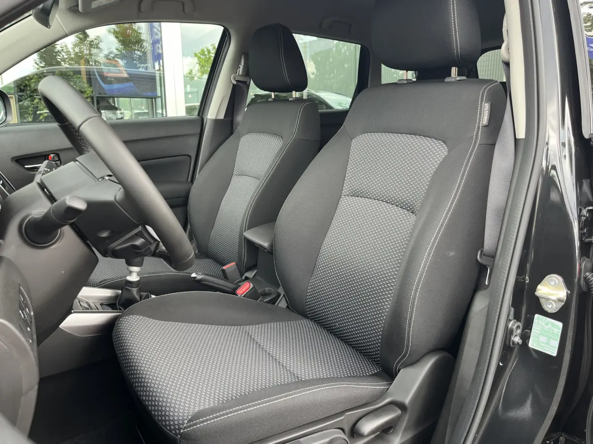 1.4 Boosterjet Smart Hybrid Select | €2.000,- voordeel | Uit voorraad leverbaar | 0724 | Adapt. Cruise | Camera | Dodehoek | Rijstrook | Stoelverwarming | etc. etc.