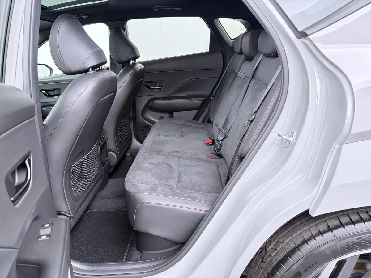 1.6 GDI HEV N Line Sky | BOSE Audio | Schuif-/kanteldak | El. voorstoelen |