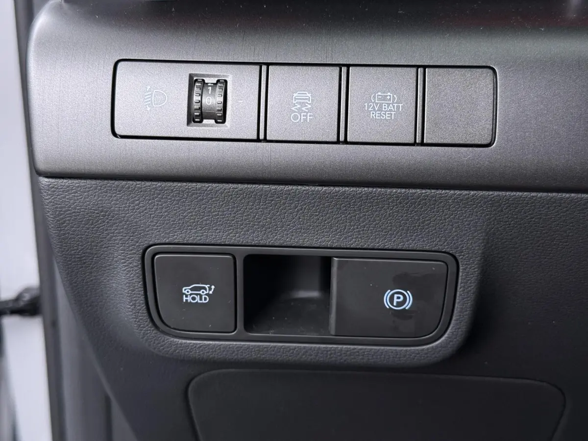 1.6 GDI HEV N Line Sky | BOSE Audio | Schuif-/kanteldak | El. voorstoelen |