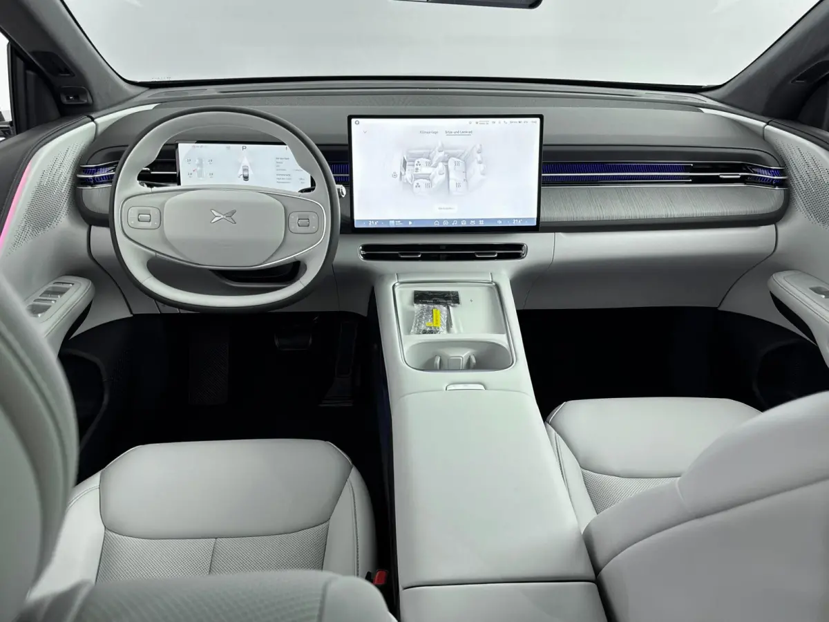 RWD Long Range 80.8 kWh Nieuw Model | Trekhaak | Apple Carplay