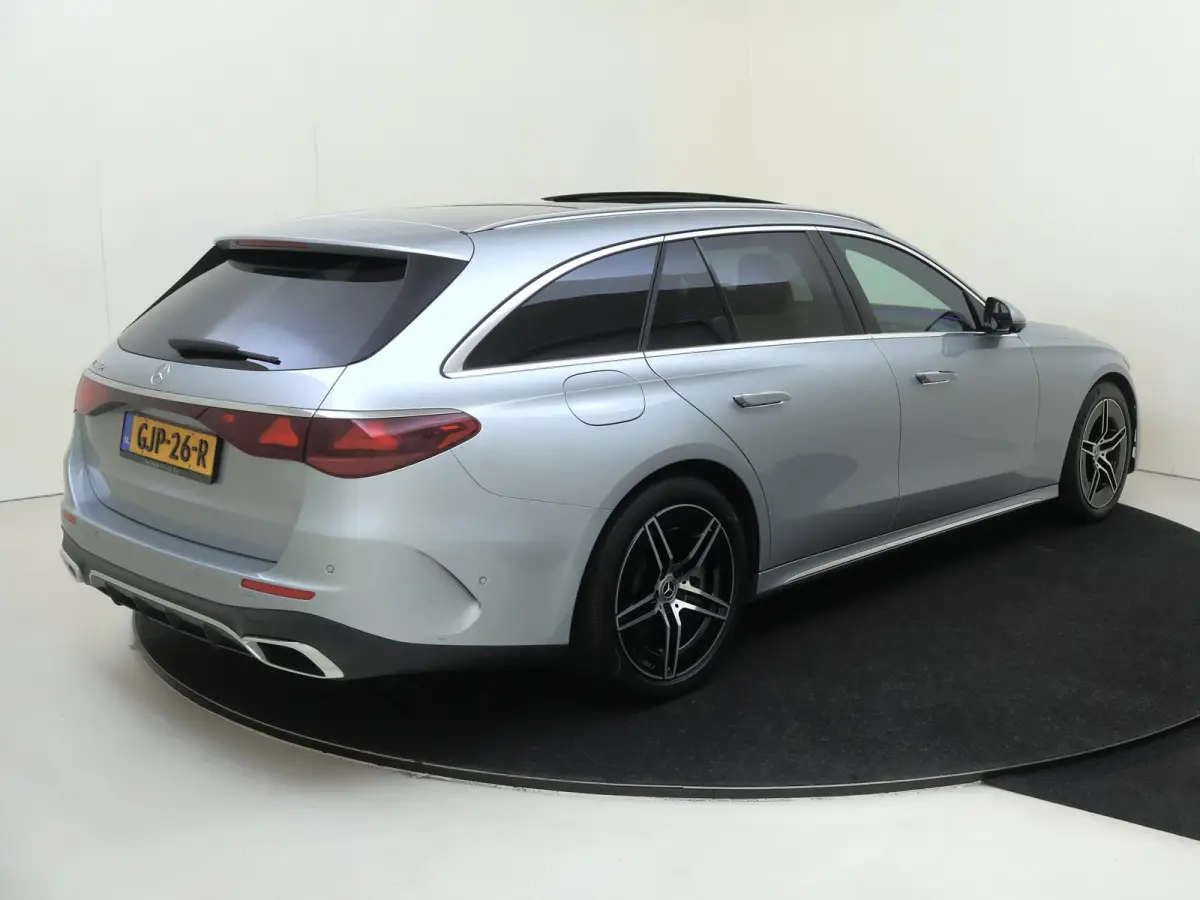 300 e AMG Line / Panoramadak / Stoelventilatie / Superscreen / 360Graden-Camera / Memory-Stoelen /