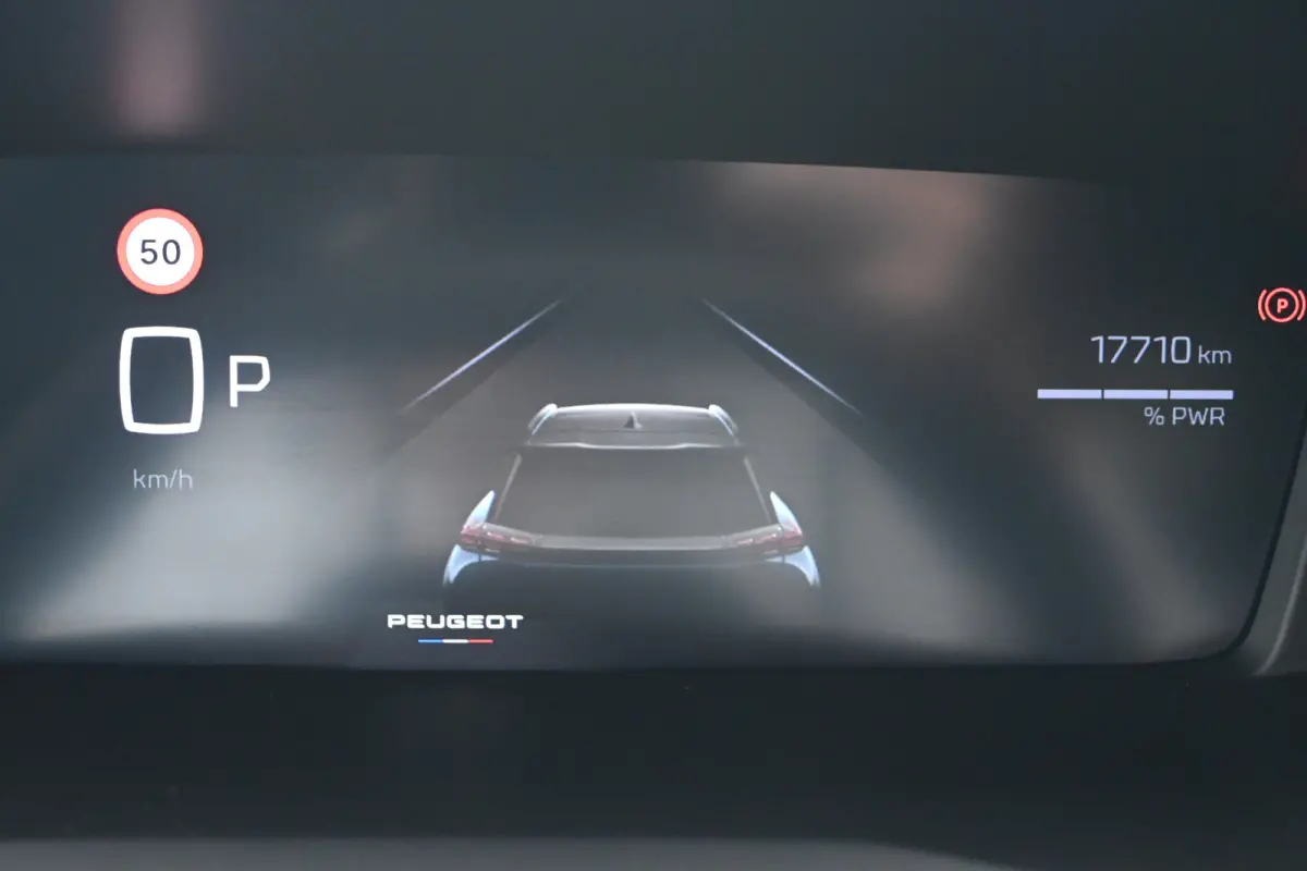 1.2 Hybrid 145 Allure Tot 8 Jaar Garantie! | Navigatie | Achteruitrijcamera | Draadloos Apple Carplay & Android Auto | !!