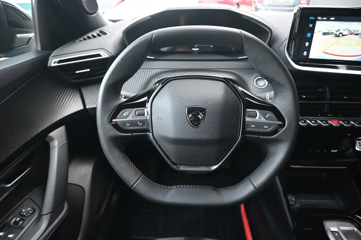 1.2 Hybrid 145 Allure Tot 8 Jaar Garantie! | Navigatie | Achteruitrijcamera | Draadloos Apple Carplay & Android Auto | !!