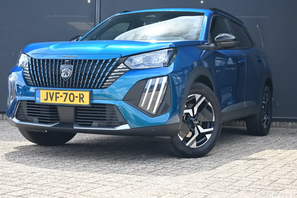 1.2 Hybrid 145 Allure Tot 8 Jaar Garantie! | Navigatie | Achteruitrijcamera | Draadloos Apple Carplay & Android Auto | !!