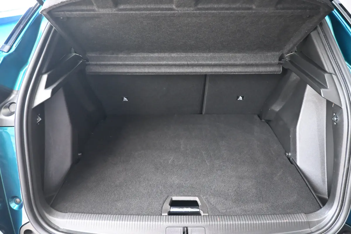 1.2 Hybrid 145 Allure Tot 8 Jaar Garantie! | Navigatie | Achteruitrijcamera | Draadloos Apple Carplay & Android Auto | !!