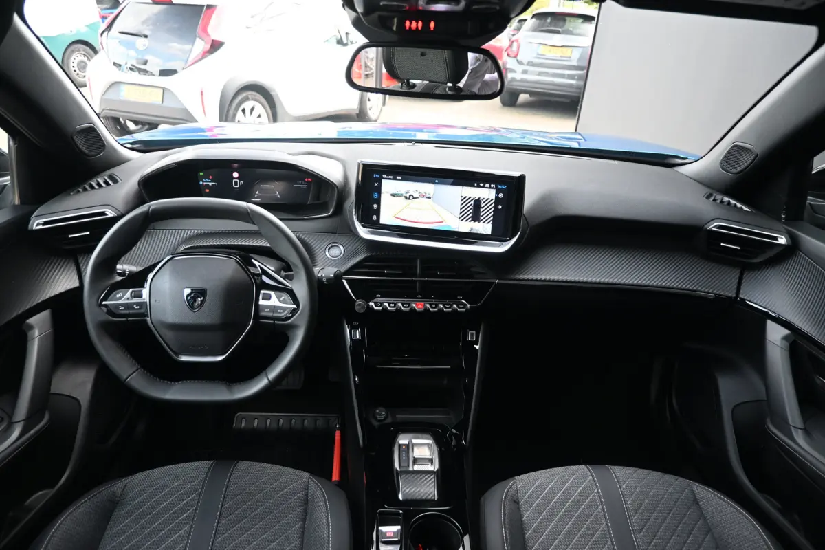 1.2 Hybrid 145 Allure Tot 8 Jaar Garantie! | Navigatie | Achteruitrijcamera | Draadloos Apple Carplay & Android Auto | !!