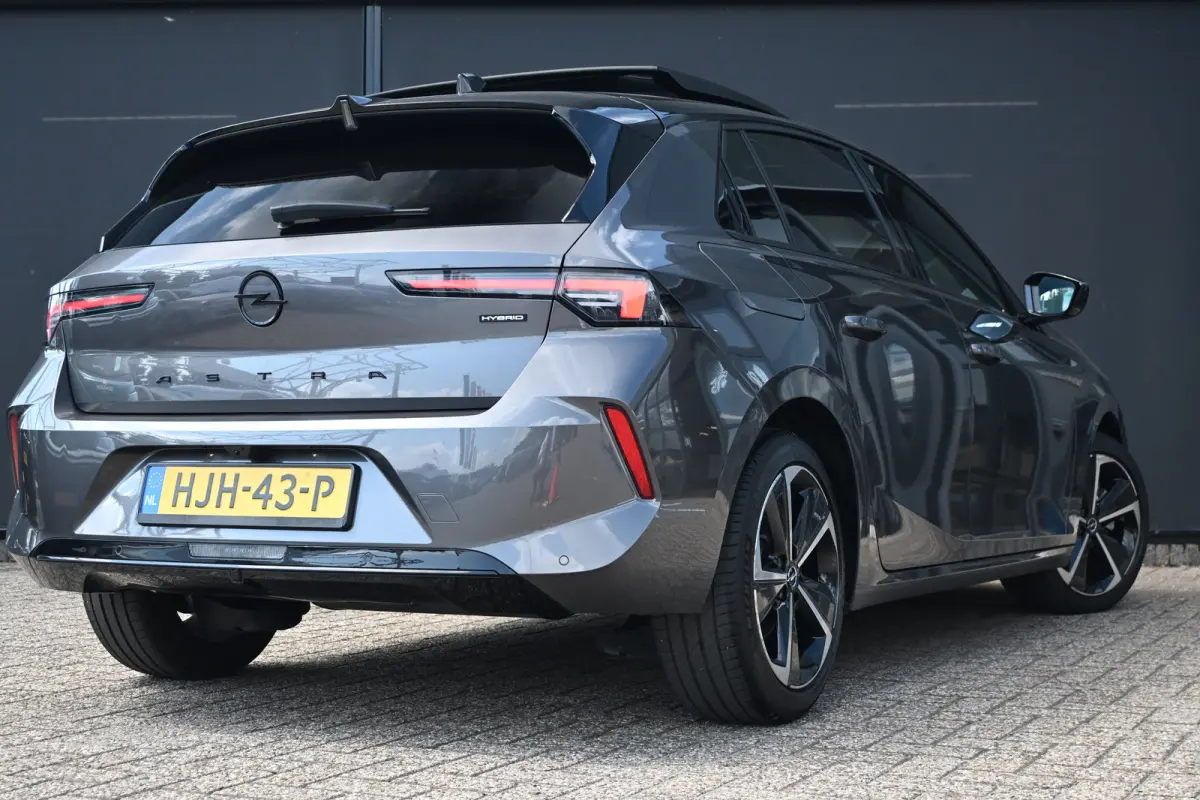1.2 Turbo Hybrid GS 145pk | Schuif-/Kanteldak | Navigatie | Stoel/Stuurverwarming | AGR-Stoelen | Climate Control | !!