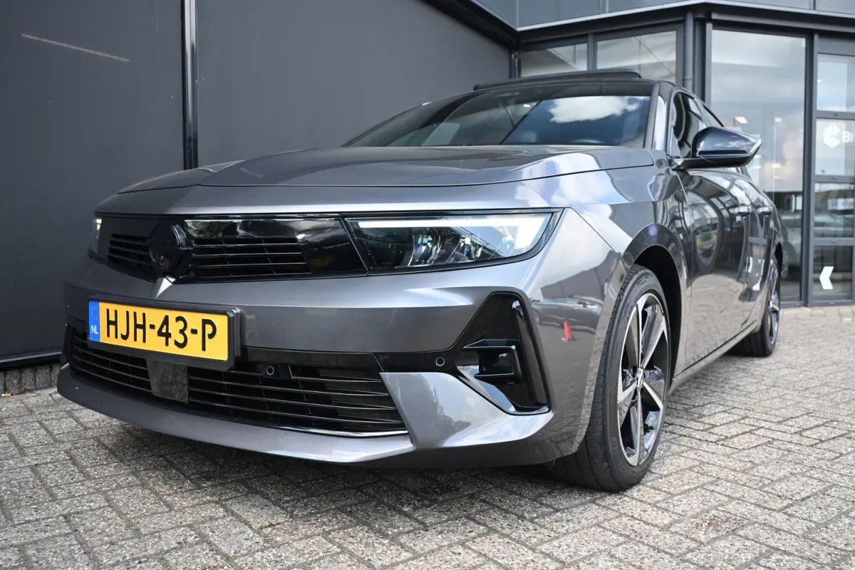 1.2 Turbo Hybrid GS 145pk | Schuif-/Kanteldak | Navigatie | Stoel/Stuurverwarming | AGR-Stoelen | Climate Control | !!