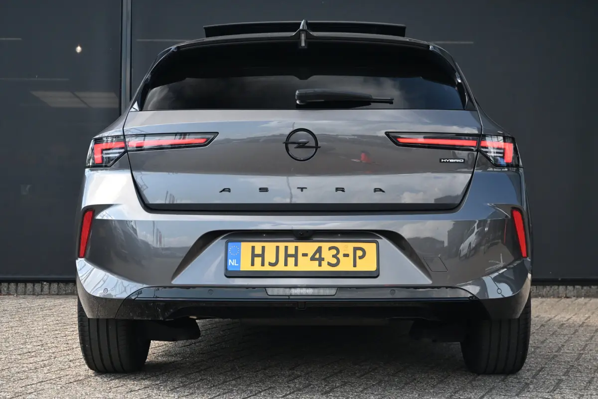1.2 Turbo Hybrid GS 145pk | Schuif-/Kanteldak | Navigatie | Stoel/Stuurverwarming | AGR-Stoelen | Climate Control | !!