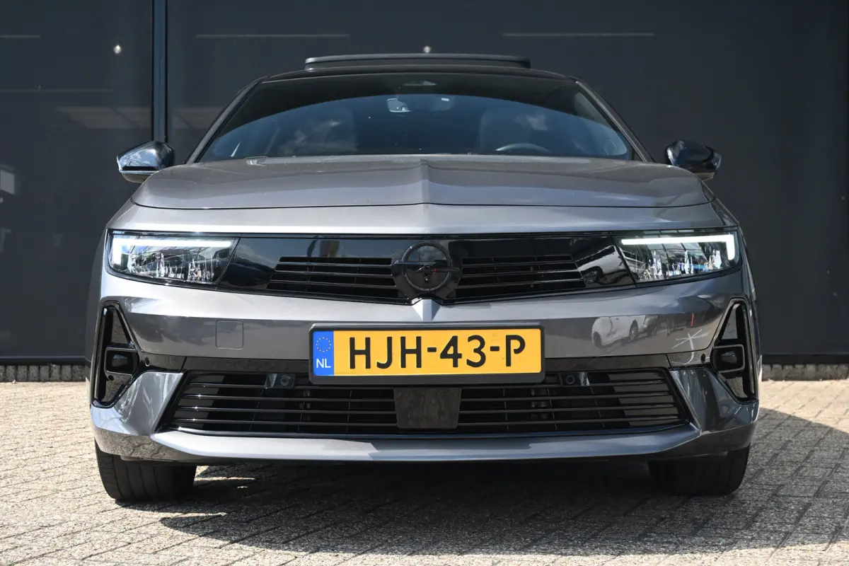 1.2 Turbo Hybrid GS 145pk | Schuif-/Kanteldak | Navigatie | Stoel/Stuurverwarming | AGR-Stoelen | Climate Control | !!