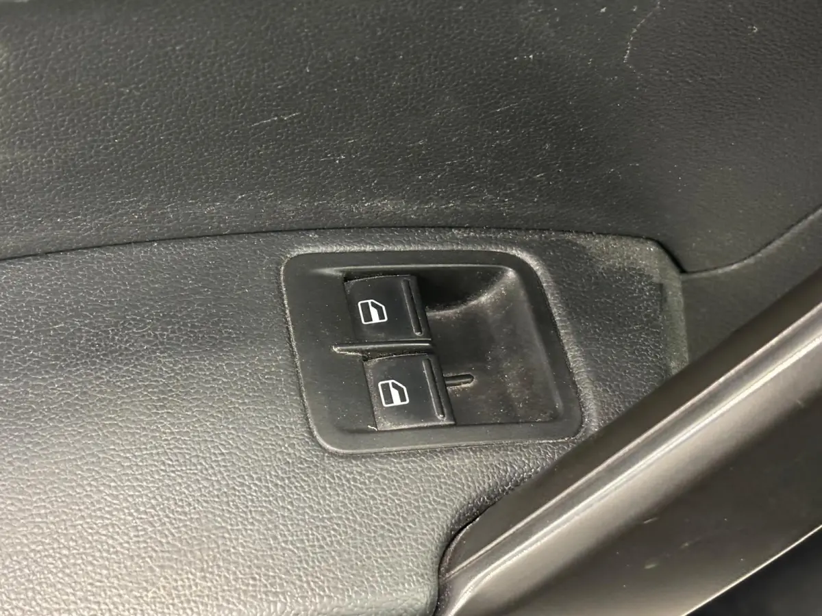 2.0 TDI L2 Maxi Parkersensoren Stoelverwarming Airco Trekhaak Cruise Control