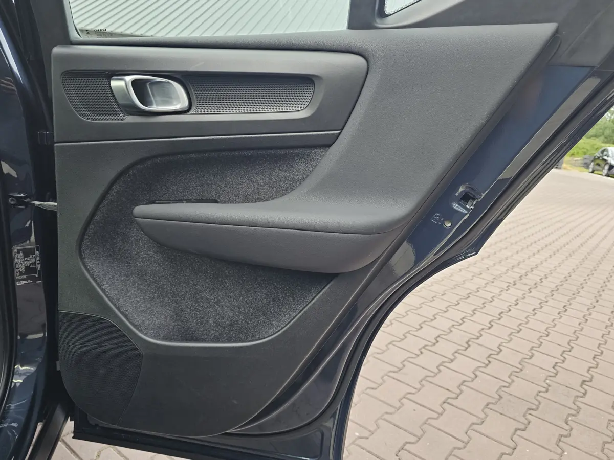 1.5 T4 R-Design PHEV | LED | Trekhaak | 360 camera | Elek. stoelen + mermory | Stoelverwarming | Alcantara |