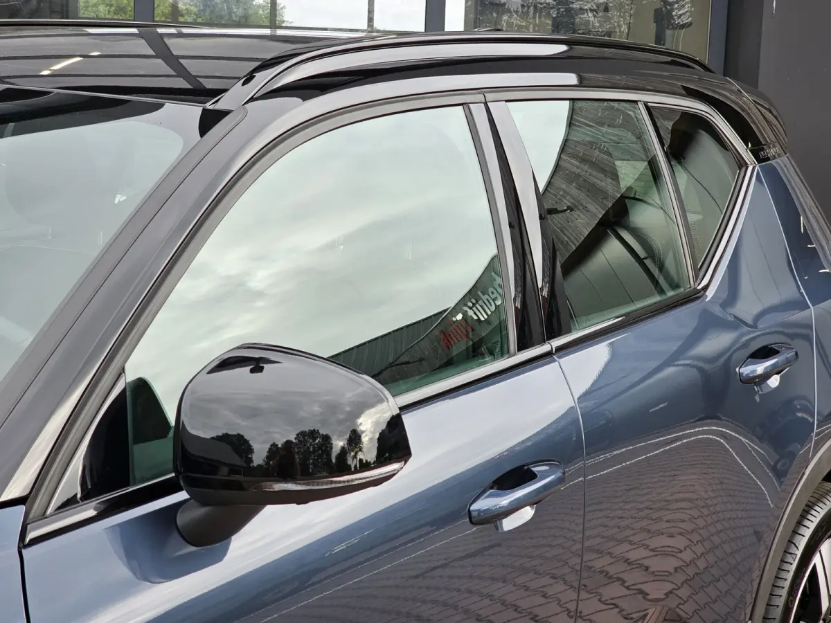 1.5 T4 R-Design PHEV | LED | Trekhaak | 360 camera | Elek. stoelen + mermory | Stoelverwarming | Alcantara |