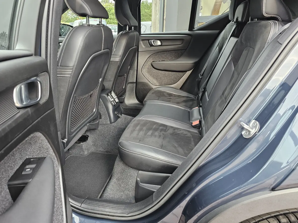 1.5 T4 R-Design PHEV | LED | Trekhaak | 360 camera | Elek. stoelen + mermory | Stoelverwarming | Alcantara |