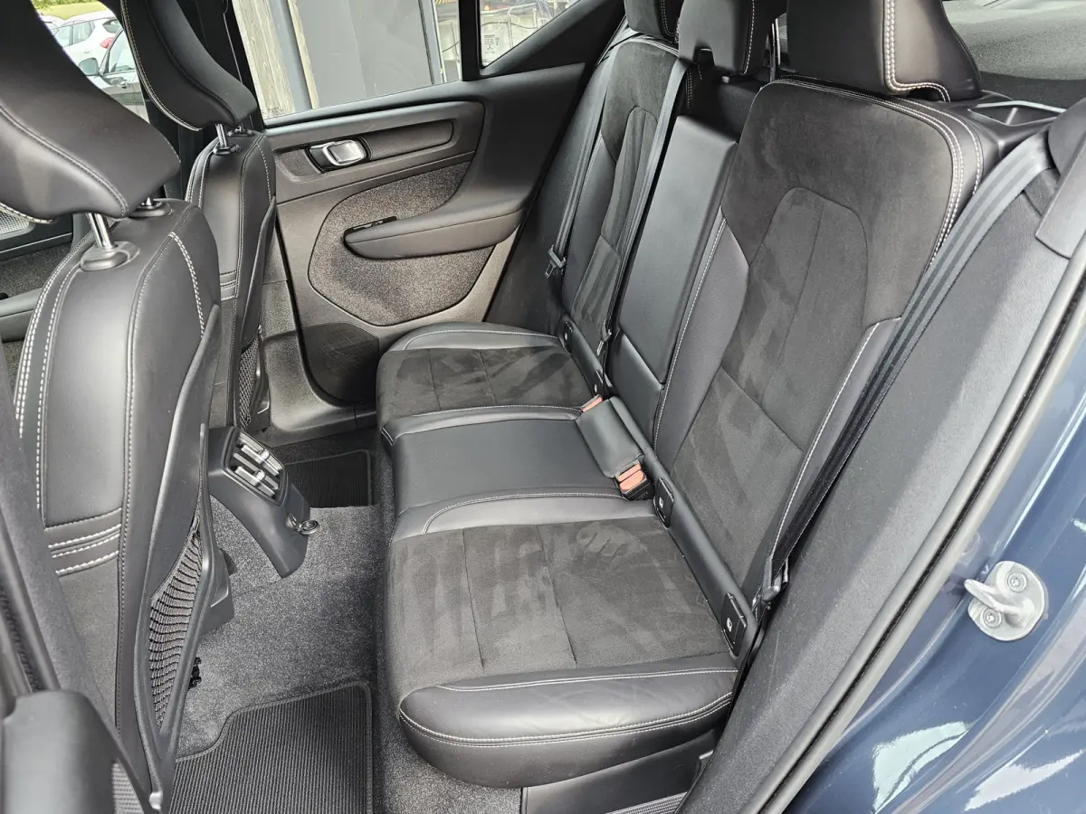 1.5 T4 R-Design PHEV | LED | Trekhaak | 360 camera | Elek. stoelen + mermory | Stoelverwarming | Alcantara |
