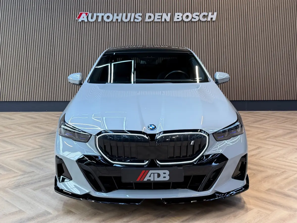 EDrive40 84 kWh M Sport - Pano - 360 - H&K - Keyles