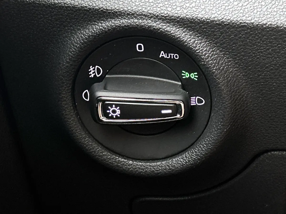 1.5 TSI 150Pk Automaat ACT Business Edition / Trekhaak / Pdc.+Camera / Airco-ecc./ Navigatie / Apk 05-2028
