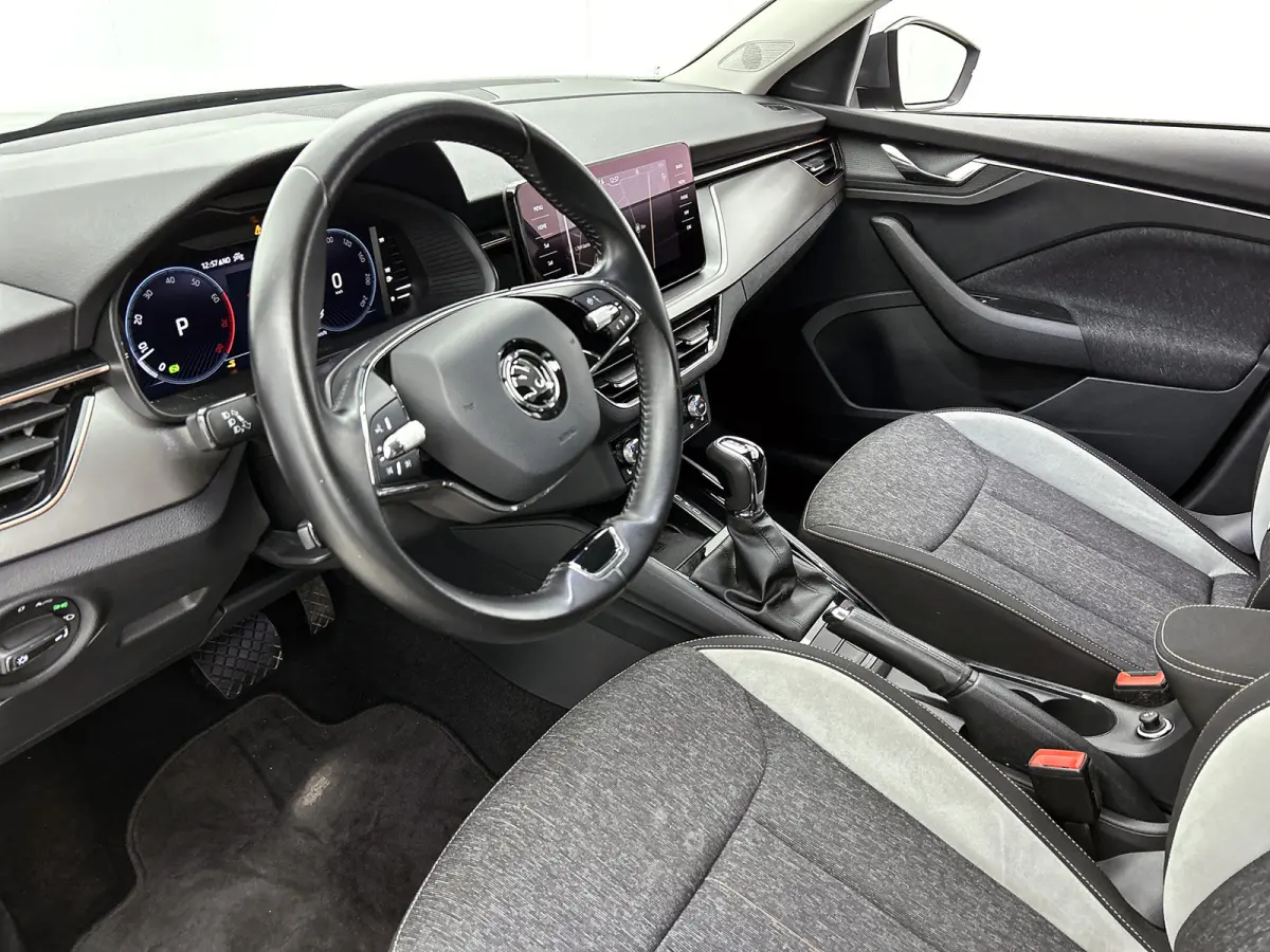 1.5 TSI 150Pk Automaat ACT Business Edition / Trekhaak / Pdc.+Camera / Airco-ecc./ Navigatie / Apk 05-2028
