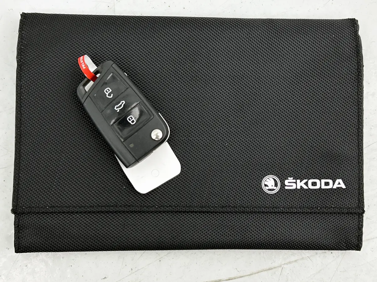 1.5 TSI 150Pk Automaat ACT Business Edition / Trekhaak / Pdc.+Camera / Airco-ecc./ Navigatie / Apk 05-2028