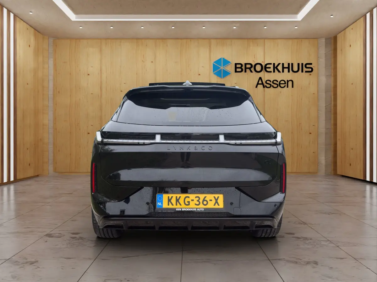 More | BLIS | Harman Kardon | Stoel + stuur verwarming | 360 Camera |