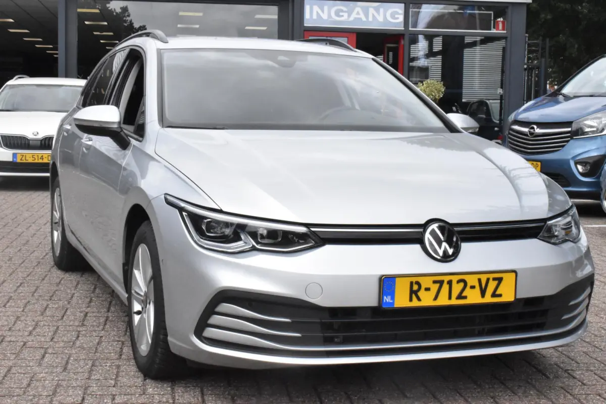 1.0 TSI Life Business BSM | Navigatie | Stuur/Stoelverwarming | Sfeerverlichting | 12 mnd BOVAG garantie | Whatsapp 06-53188999