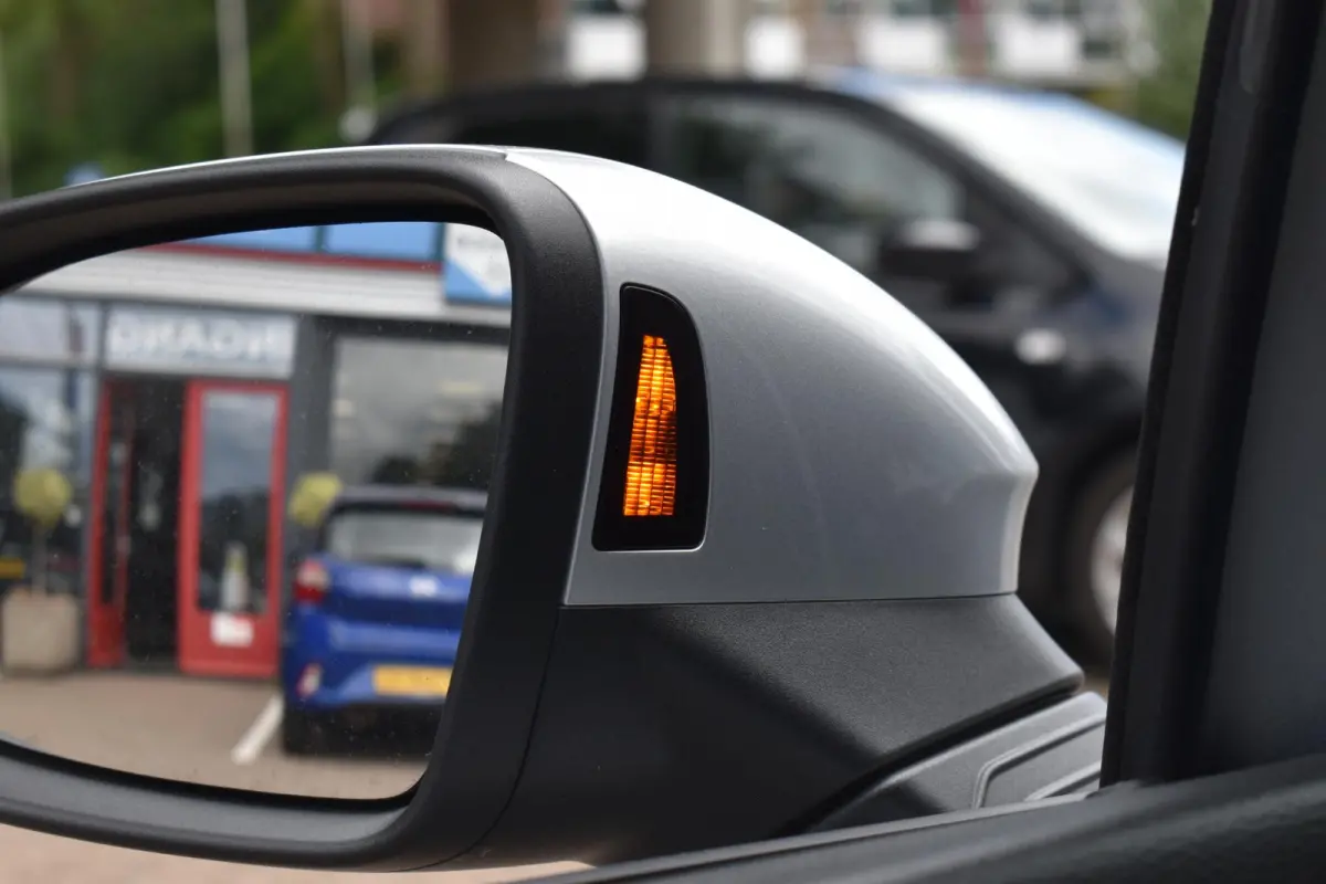 1.0 TSI Life Business BSM | Navigatie | Stuur/Stoelverwarming | Sfeerverlichting | 12 mnd BOVAG garantie | Whatsapp 06-53188999